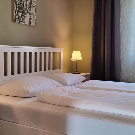Sabines Apartments Ferienwohnungen Frauenkirchen Buitenkant foto