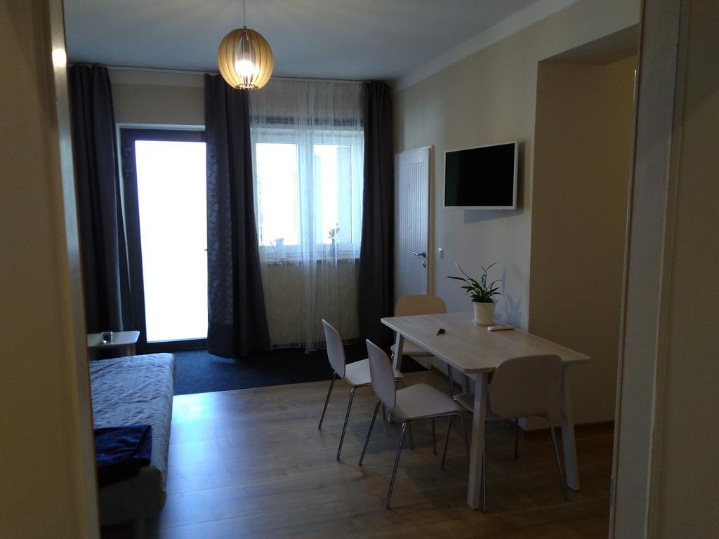 Sabines Apartments Ferienwohnungen Frauenkirchen Buitenkant foto